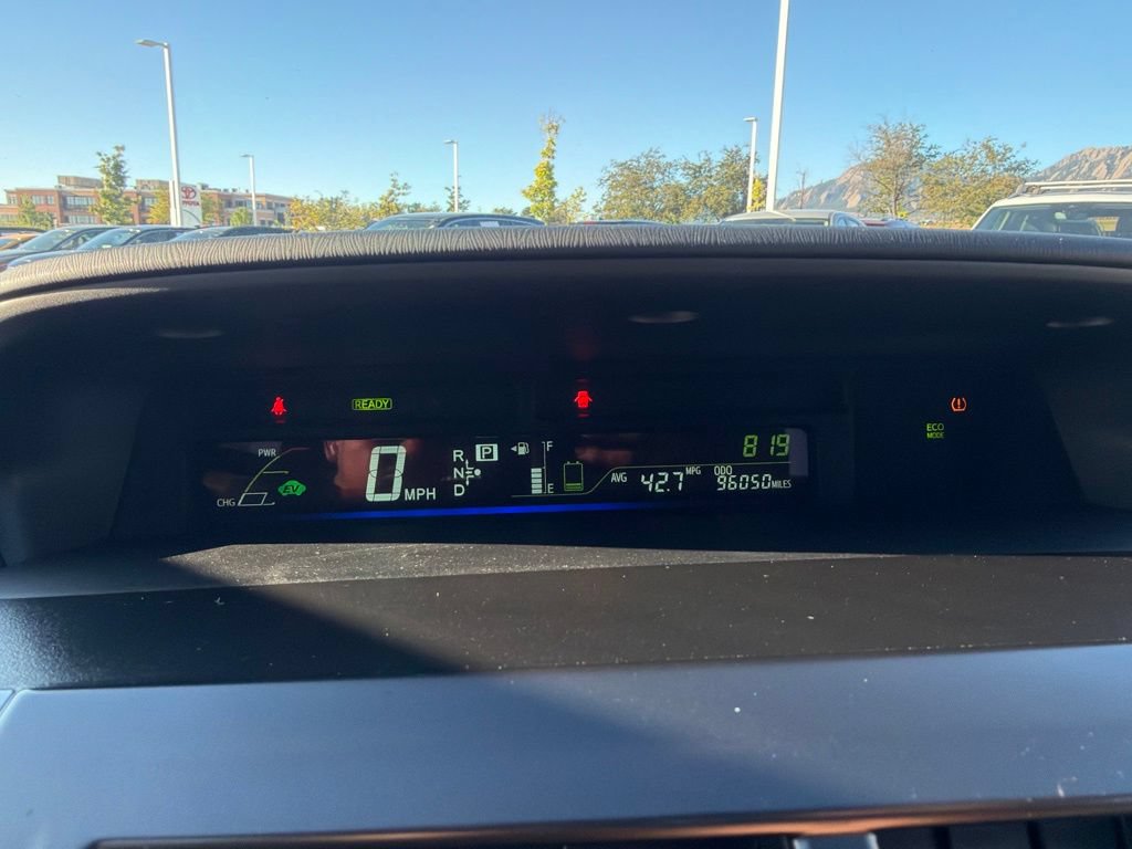Used 2014 Toyota Prius V Five FWD image 28