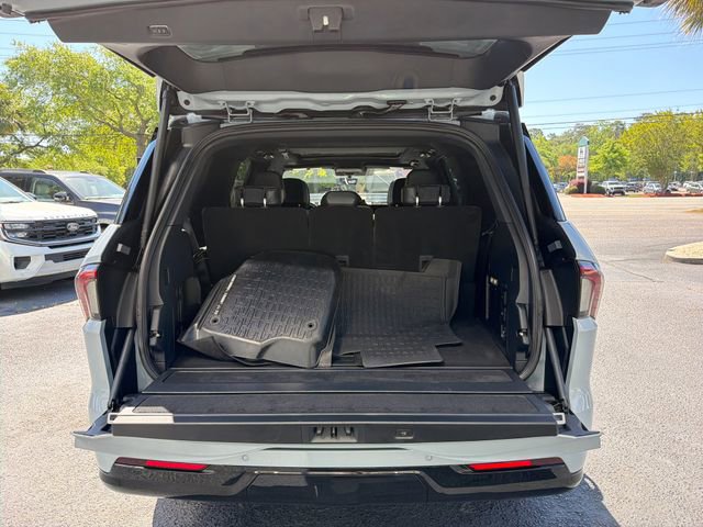 Used 2025 Lincoln Navigator Reserve w/ Jet Appearance Package AWD/4WD image 11