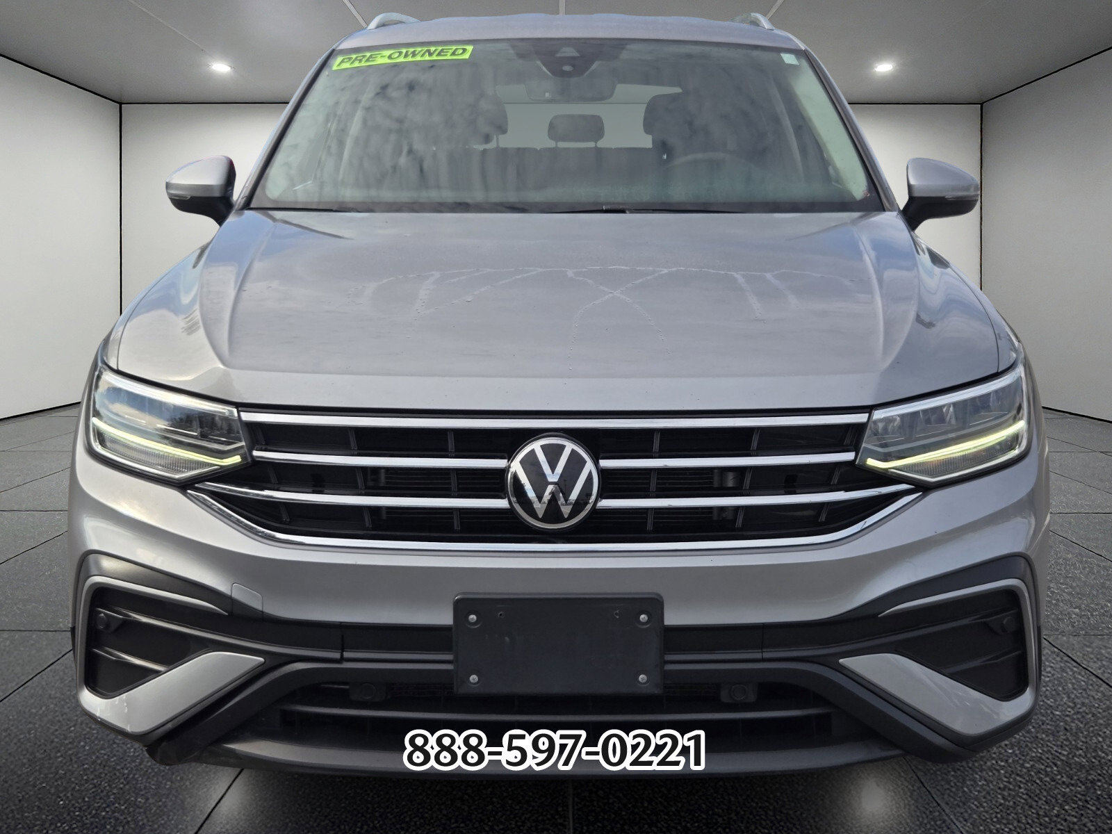 Used 2022 Volkswagen Tiguan SE image 8