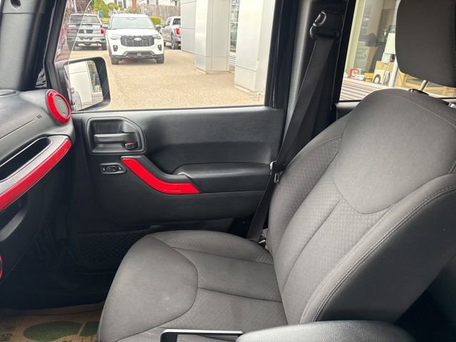 Used 2018 Jeep Wrangler Unlimited Sport S AWD/4WD image 24