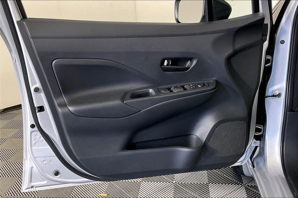 New 2025 Nissan Versa S w/ Trunk Package image 40