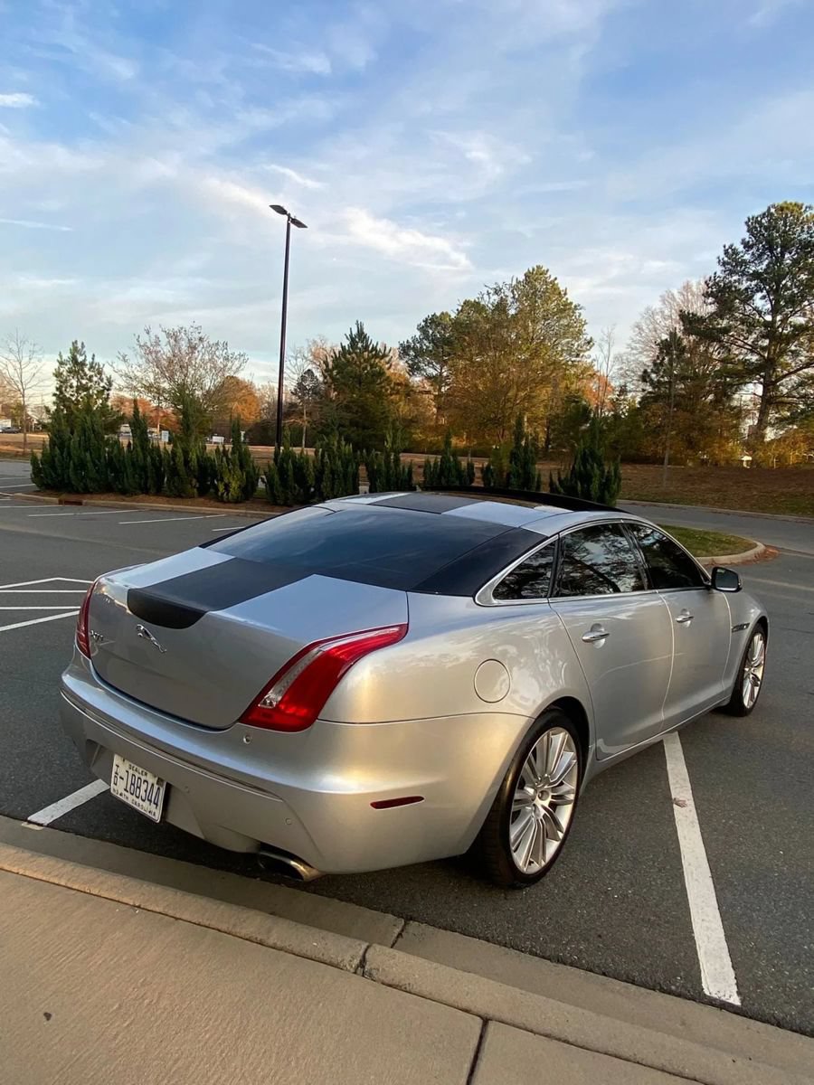 Used 2011 Jaguar XJ L Supercharged RWD image 7