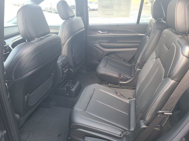 New 2025 Jeep Grand Cherokee L Limited image 21