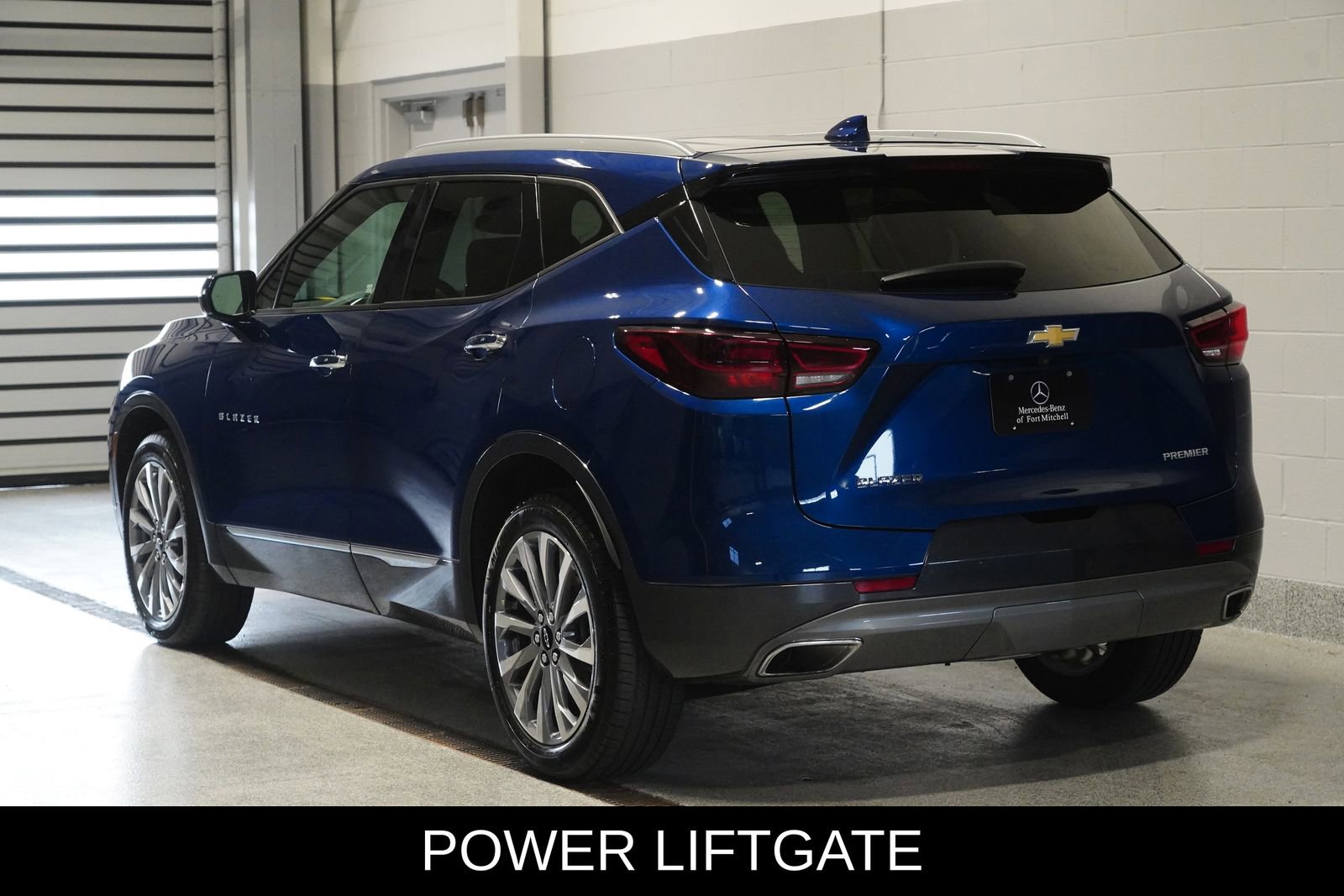 Used 2023 Chevrolet Blazer Premier image 4