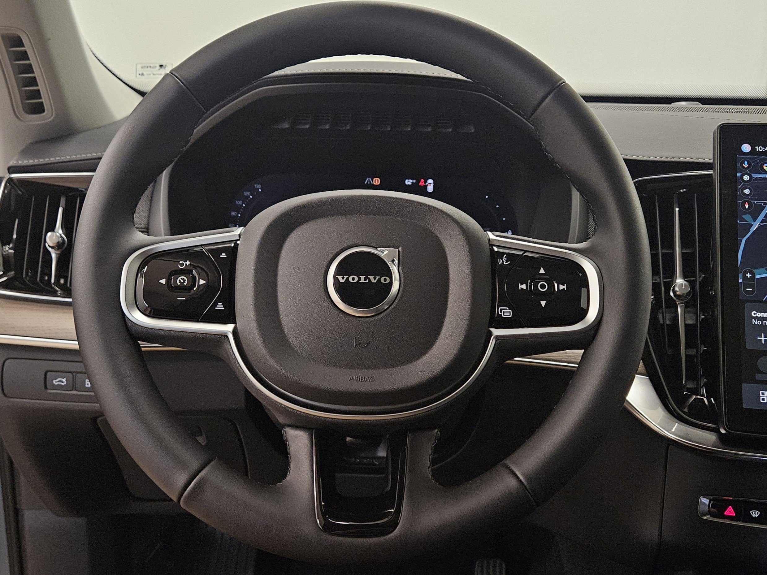 New 2026 Volvo XC90 T8 Plus w/ Protection Package AWD/4WD image 42