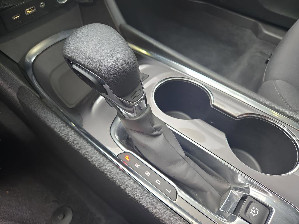 Used 2022 Chevrolet Malibu LT image 29