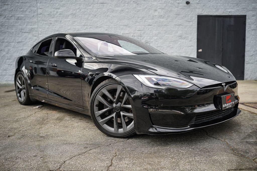 Used 2022 Tesla Model S Plaid image 8
