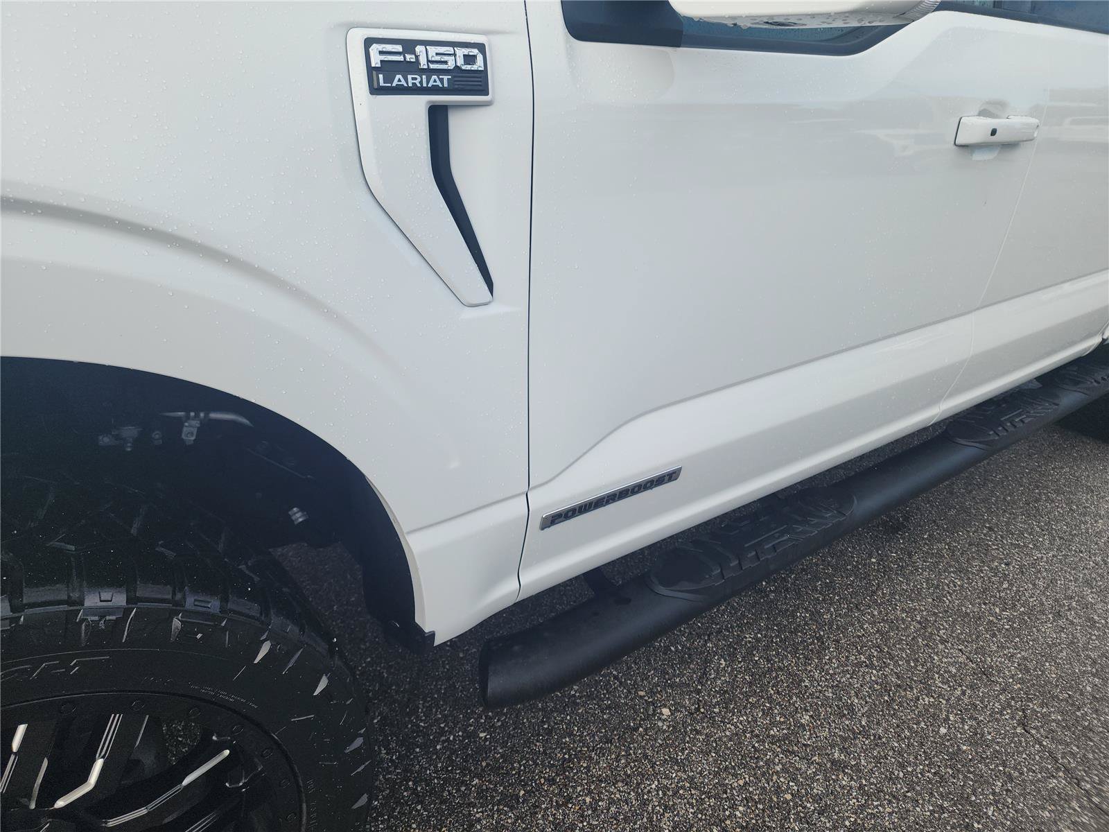 Certified 2022 Ford F150 Lariat w/ Equipment Group 502A High AWD/4WD image 11