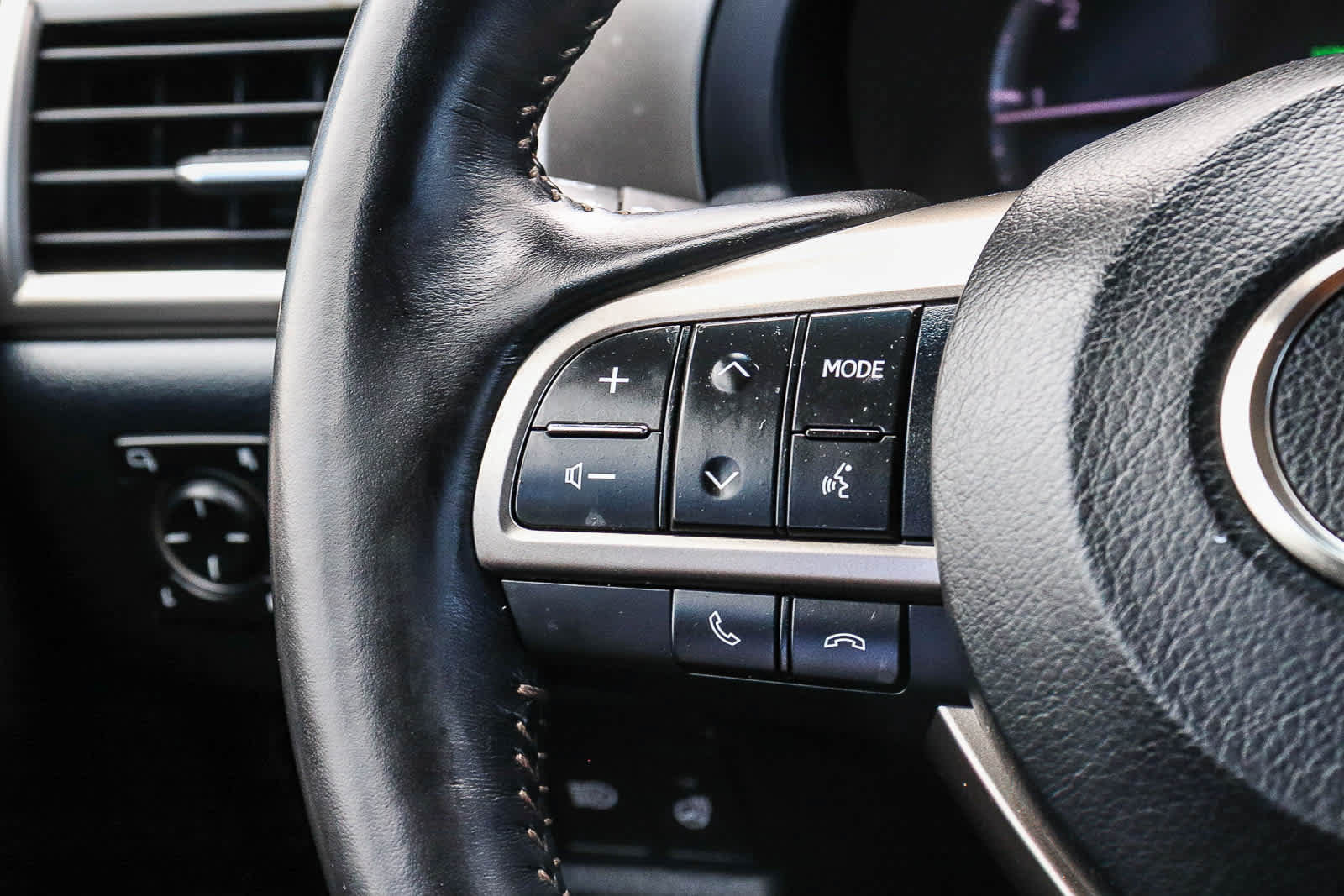 Used 2021 Lexus GX 460 Luxury w/ Off Road Package AWD/4WD image 22