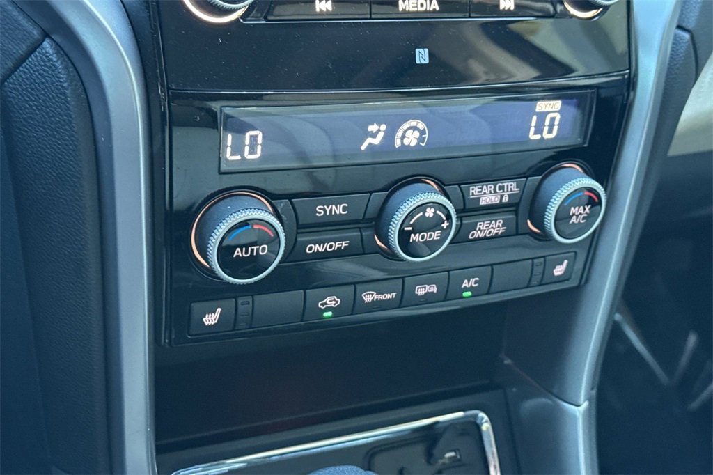 Used 2020 Subaru Ascent Premium w/ Convenience Package image 25