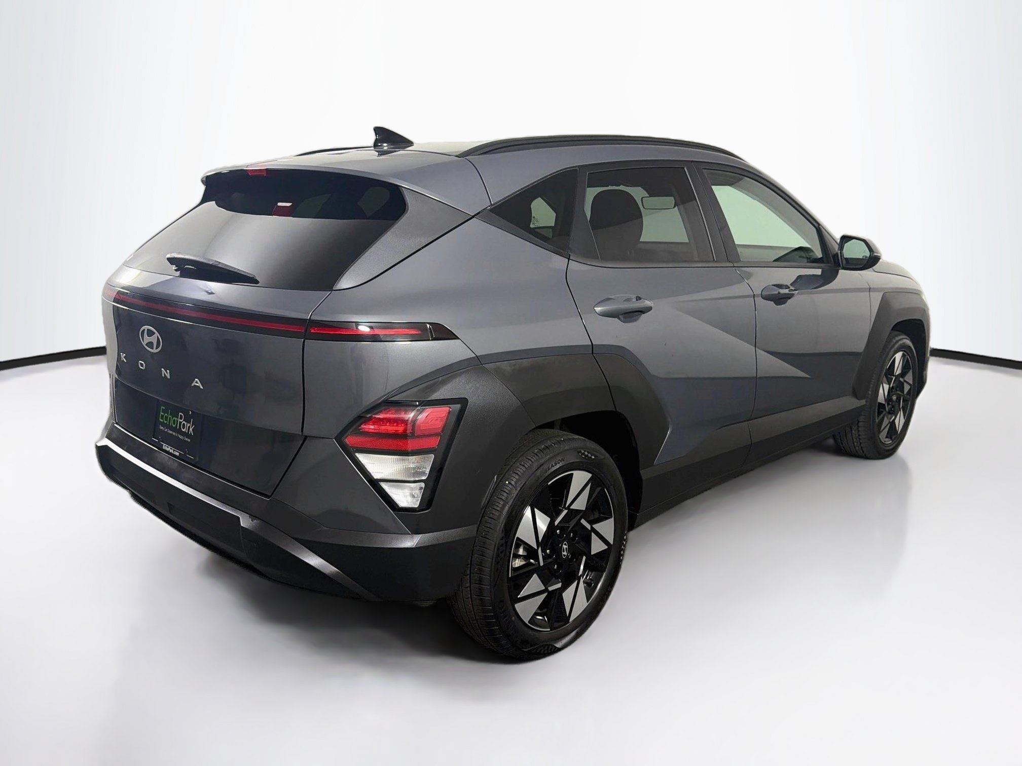Used 2025 Hyundai Kona SEL FWD image 9