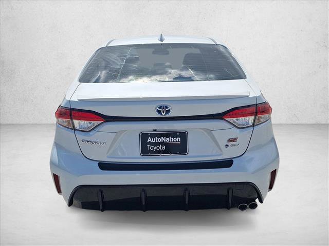 Certified 2025 Toyota Corolla SE w/ SE Premium Package FWD image 7