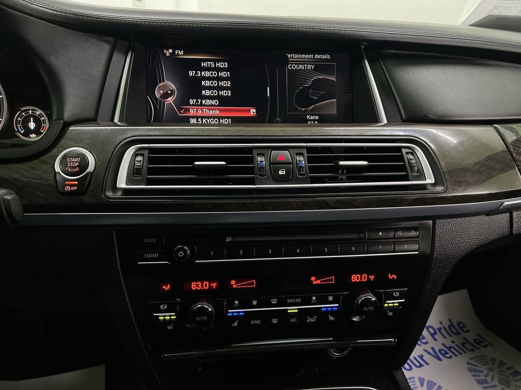 Used 2015 BMW 750i image 20