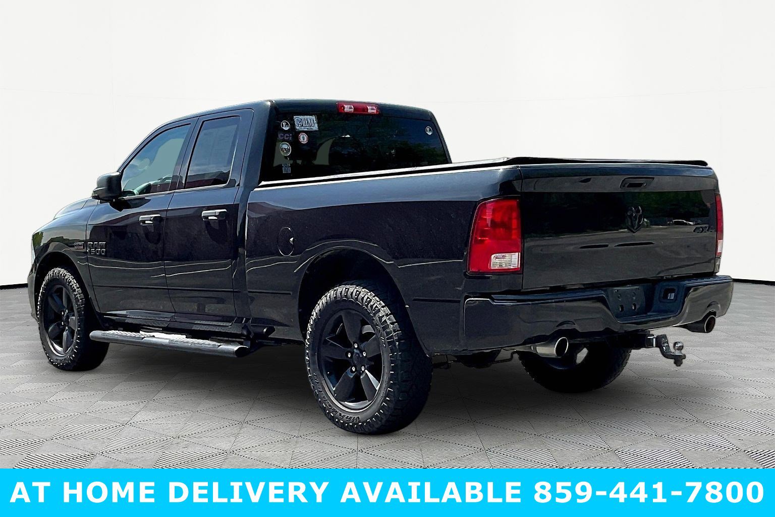 Used 2017 RAM 1500 Express w/ Black Ram 1500 Express Group AWD/4WD image 4