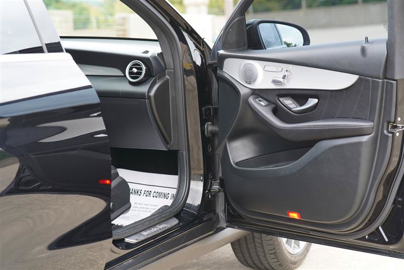 Used 2019 Mercedes-Benz GLC 300 4MATIC Coupe image 66