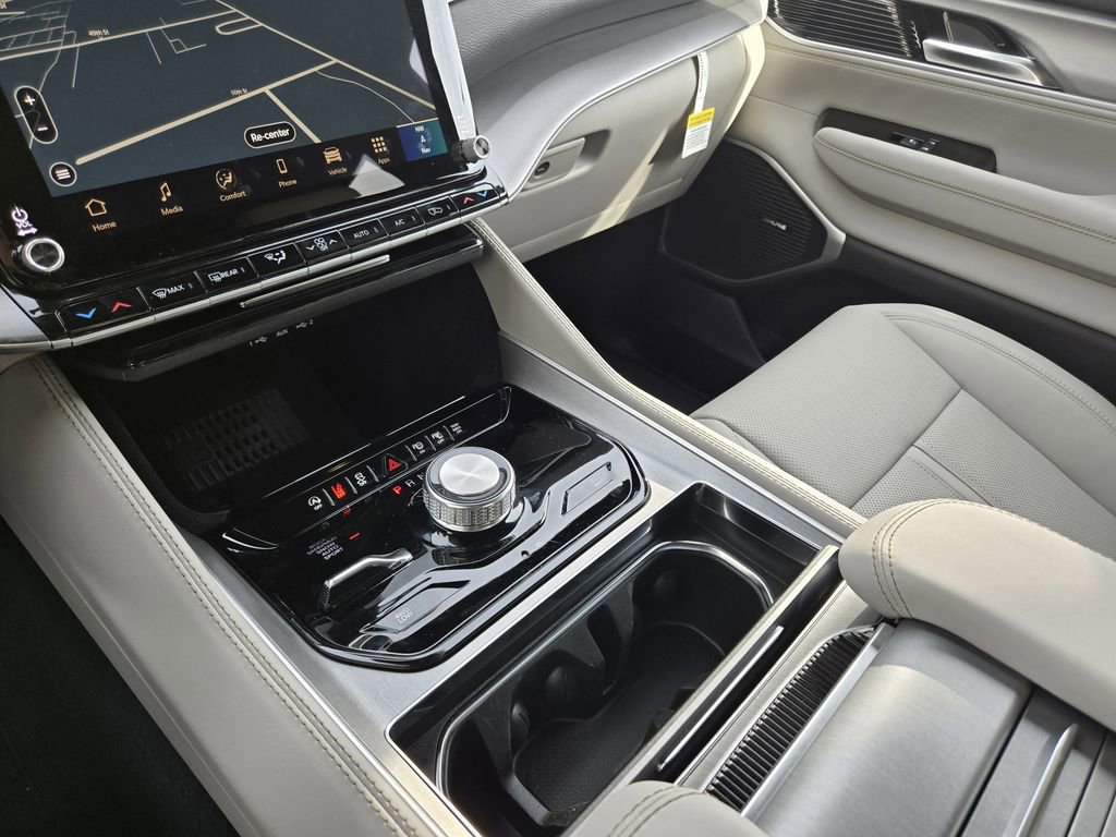 New 2026 Jeep Grand Wagoneer L 4WD image 13