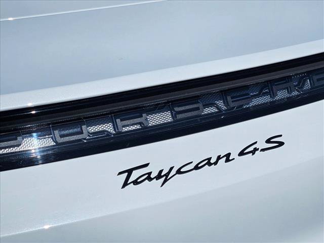 Used 2021 Porsche Taycan 4S AWD/4WD image 30