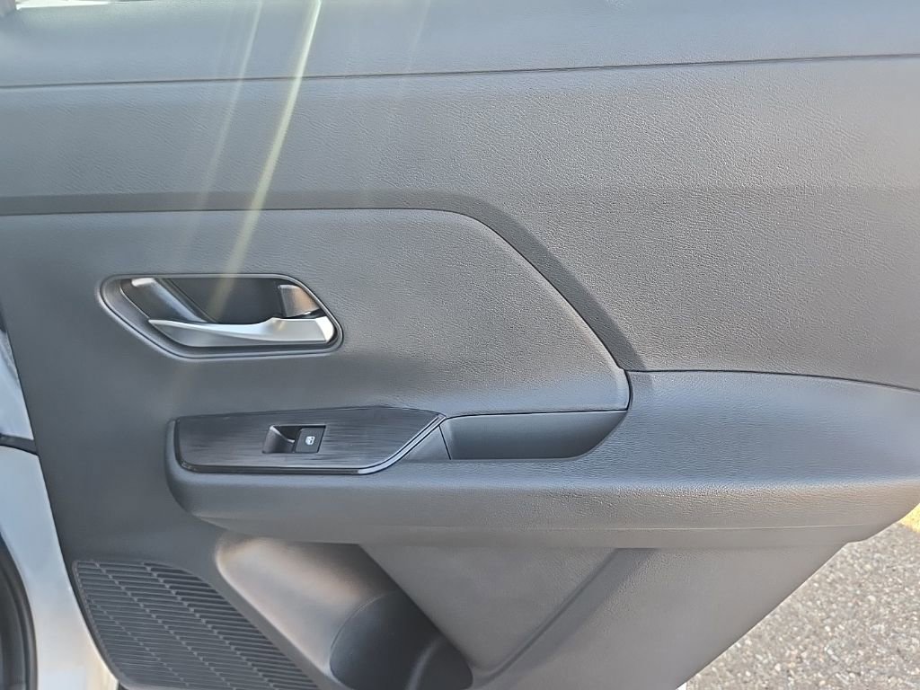 New 2026 Nissan Kicks SV w/ SV Premium Package image 28