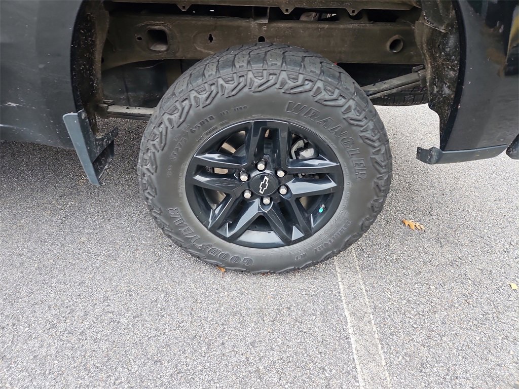 Certified 2024 Chevrolet Silverado 1500 Custom Trail Boss image 9