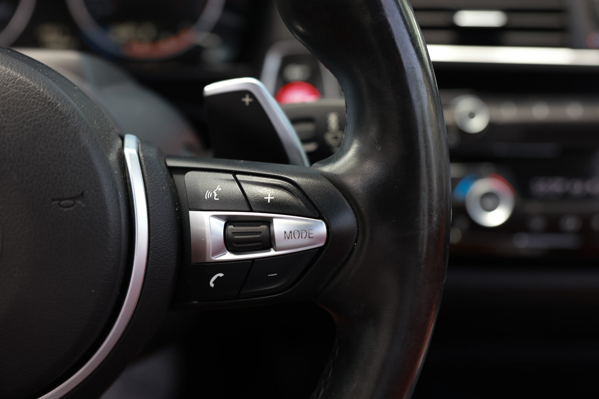 Used 2017 BMW M240i Convertible RWD image 31