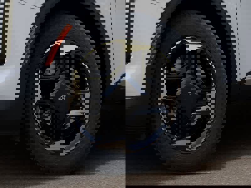 New 2026 Kia Sportage EX image 9