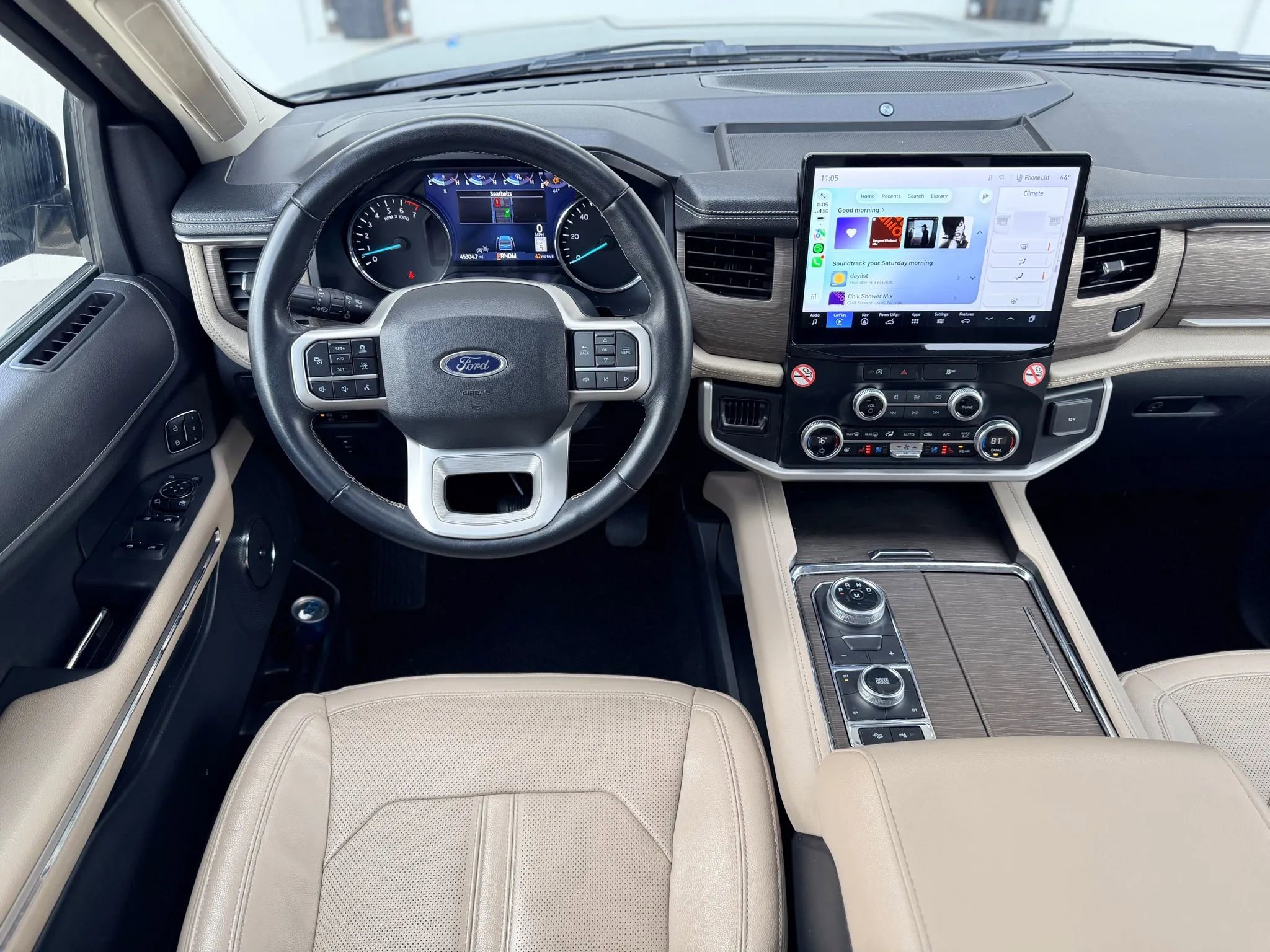 Used 2024 Ford Expedition Max Limited image 19