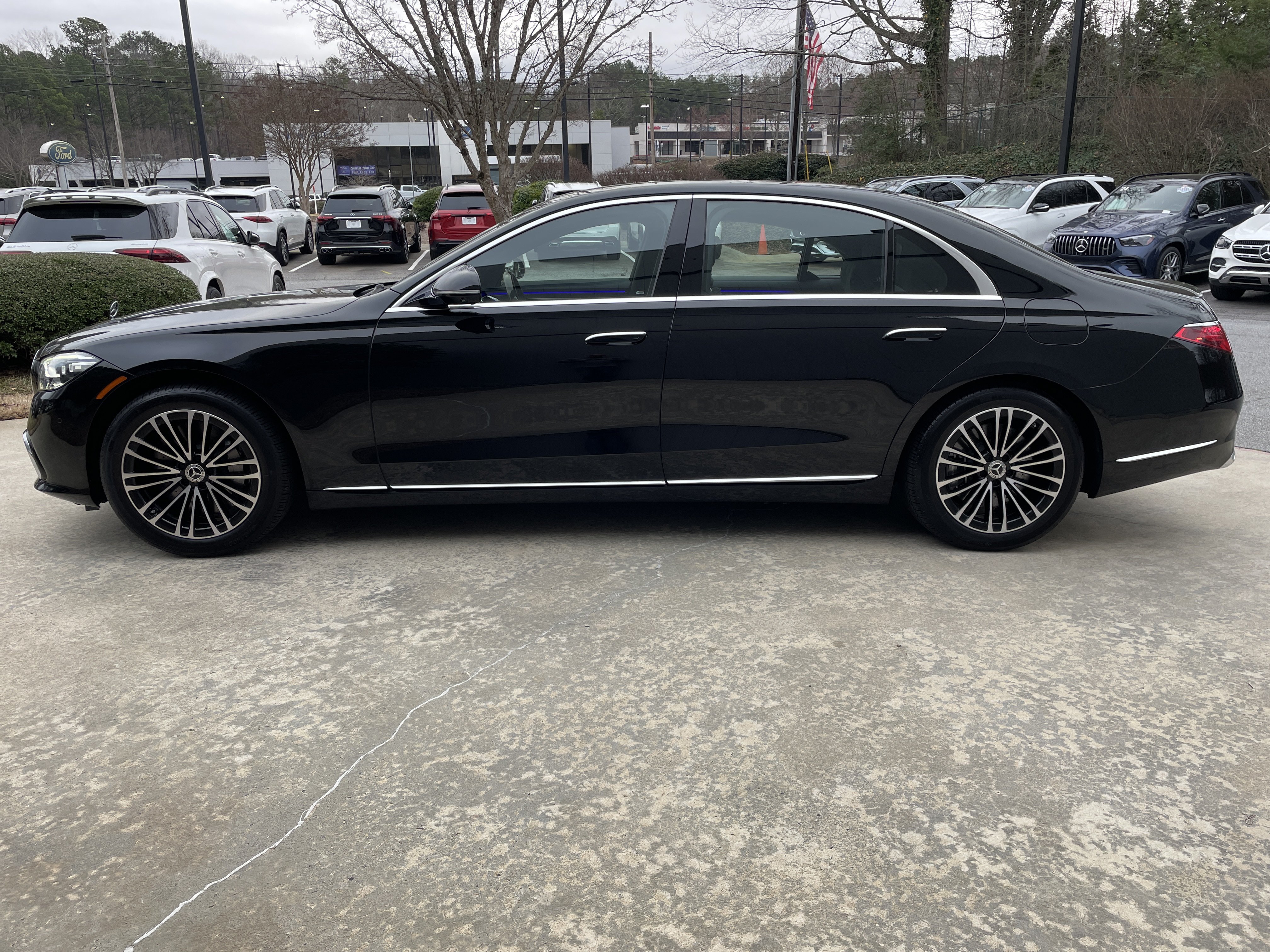 Used 2024 Mercedes-Benz S 580e 4MATIC Sedan image 13