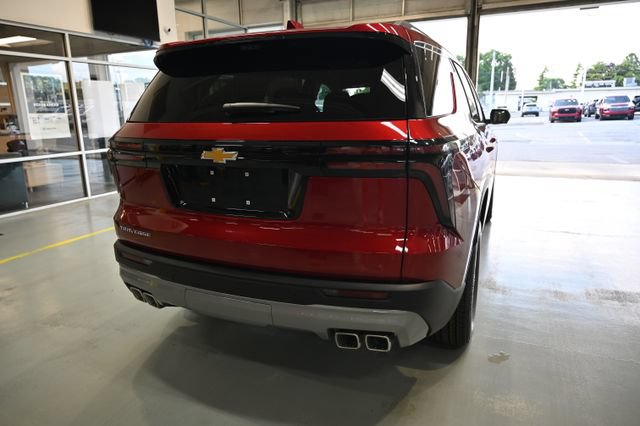 New 2026 Chevrolet Traverse LT w/ Driver Confidence Package FWD image 5