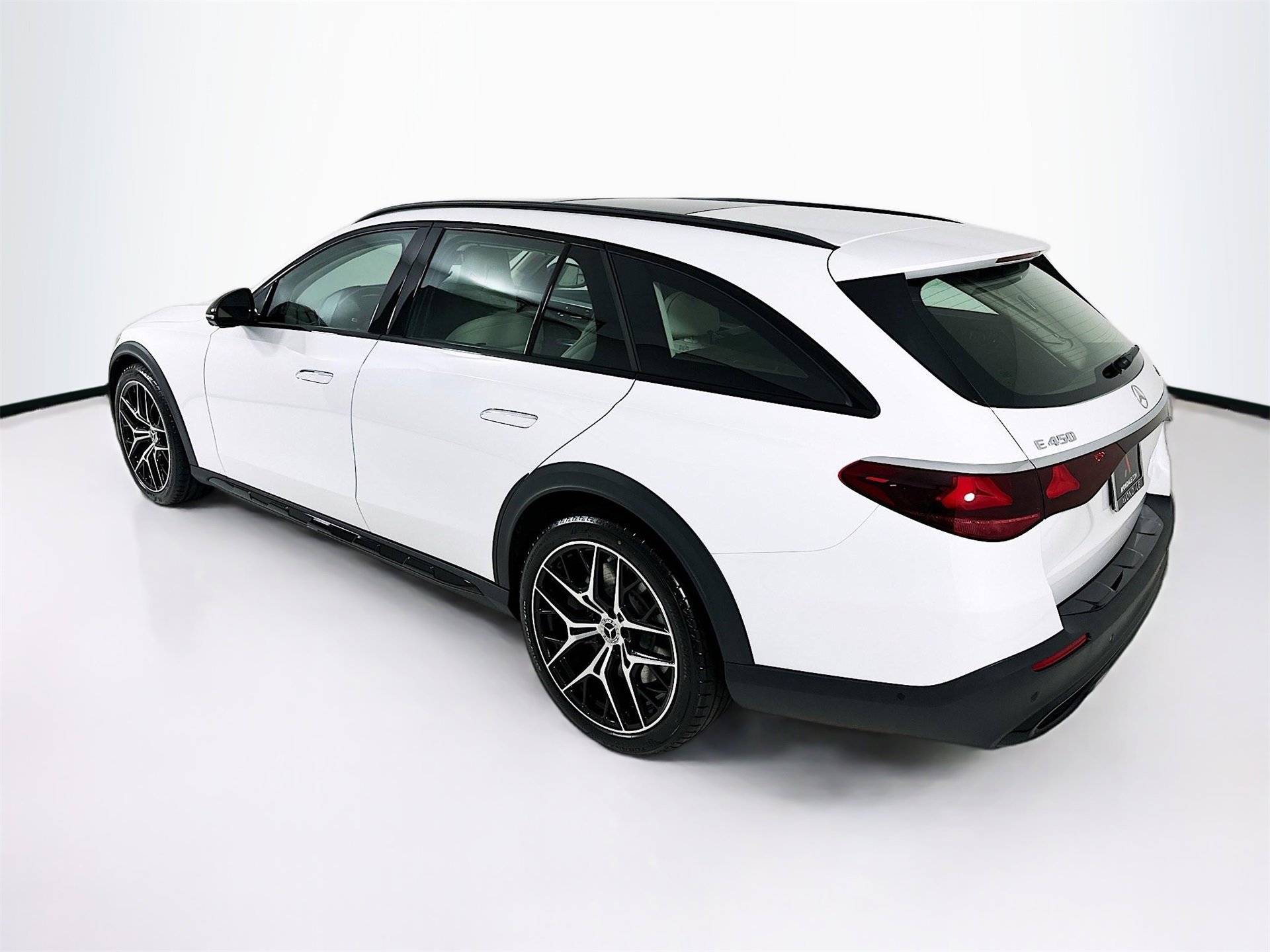 New 2026 Mercedes-Benz E 450 4MATIC All-Terrain Wagon image 6