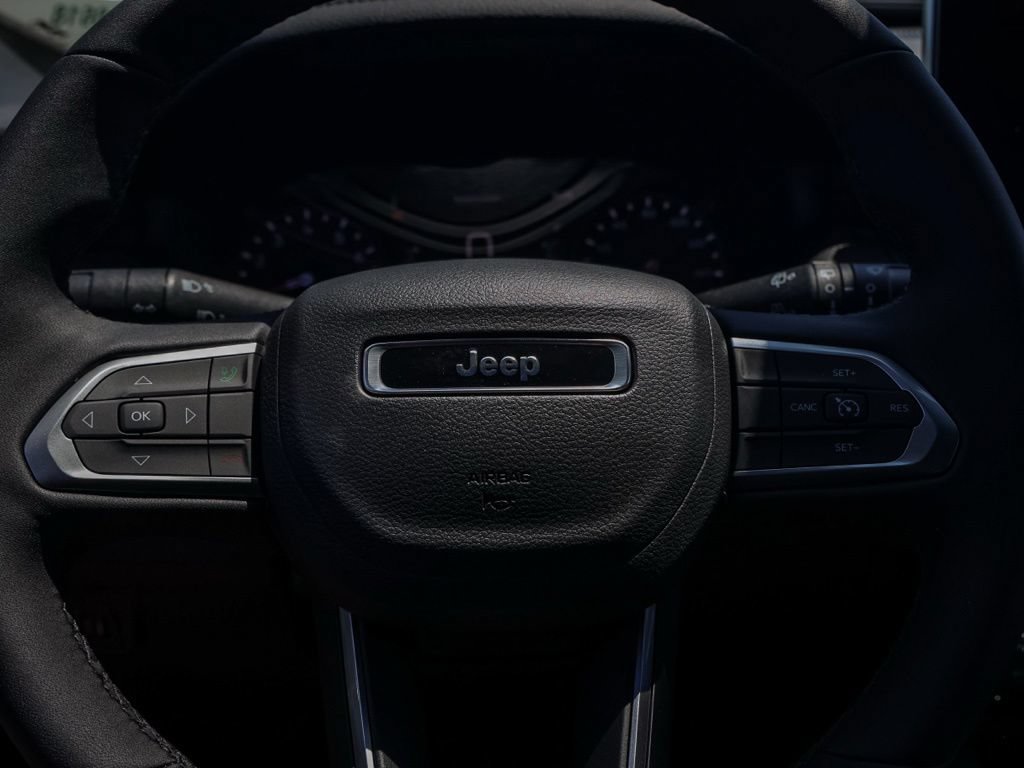New 2026 Jeep Compass Latitude AWD/4WD image 25