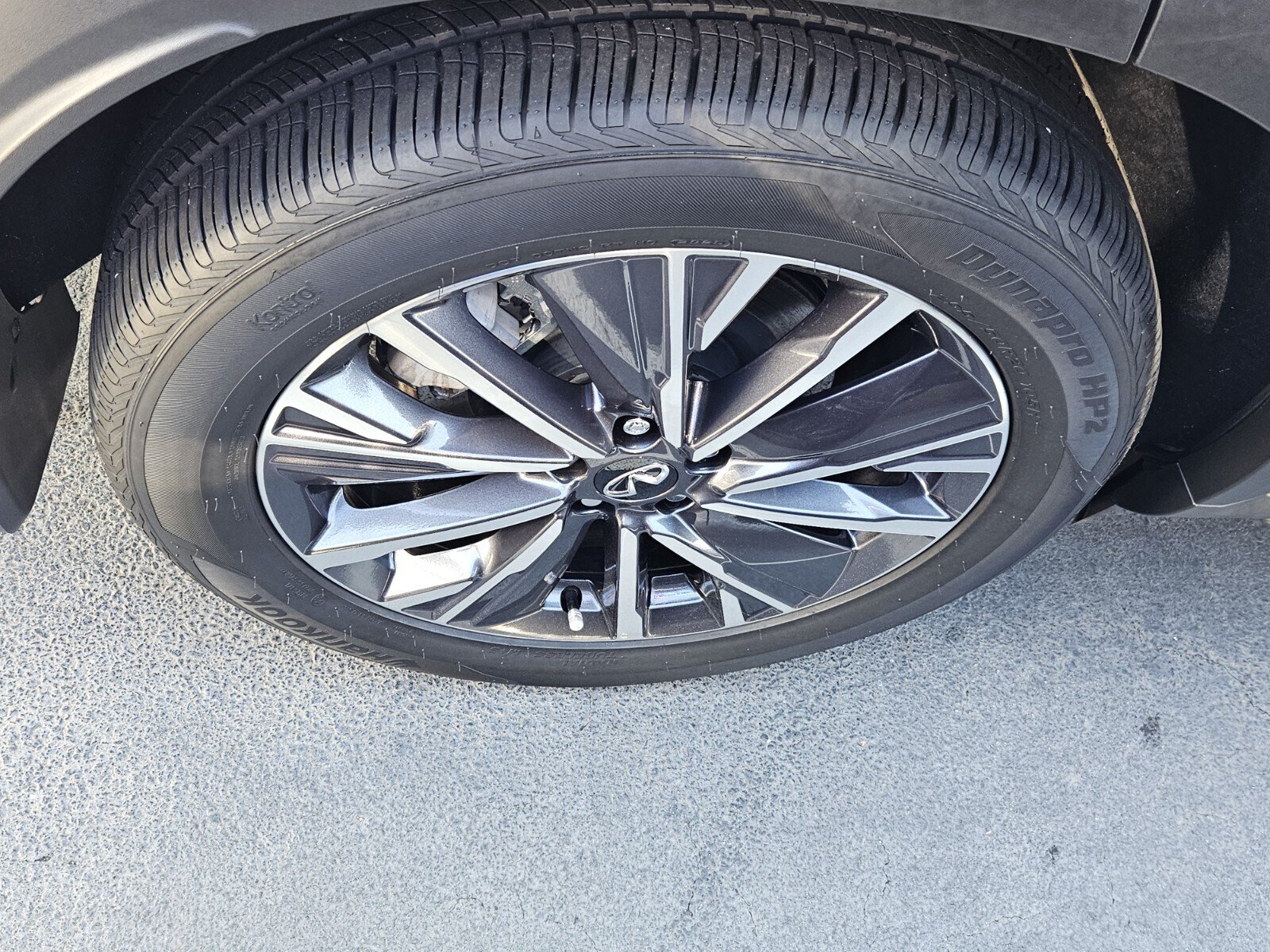 Used 2026 INFINITI QX60 Luxe w/ Cargo Package FWD image 6