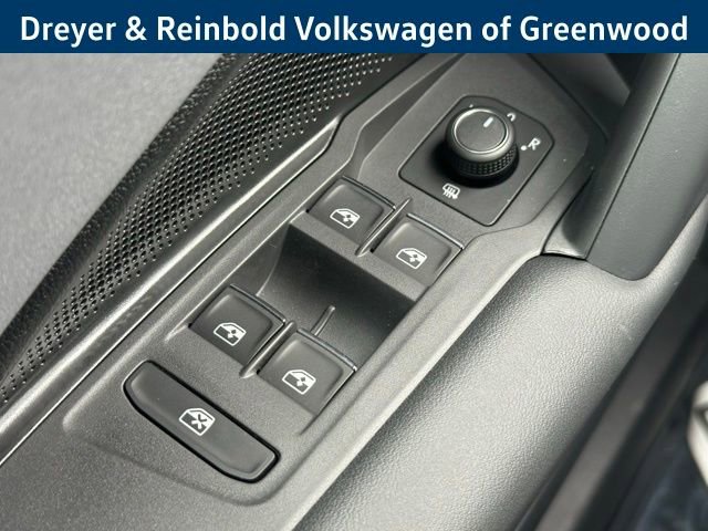 New 2026 Volkswagen Tiguan SE image 20