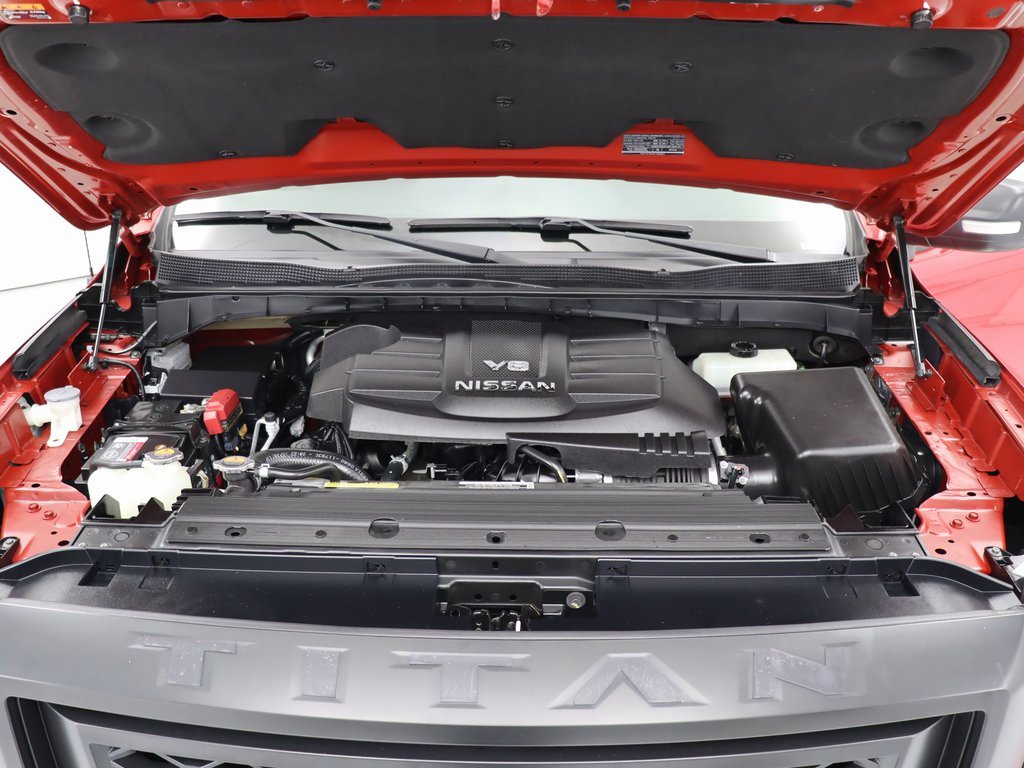 Used 2020 Nissan Titan PRO-4X w/ Pro-4x Utility Package image 11