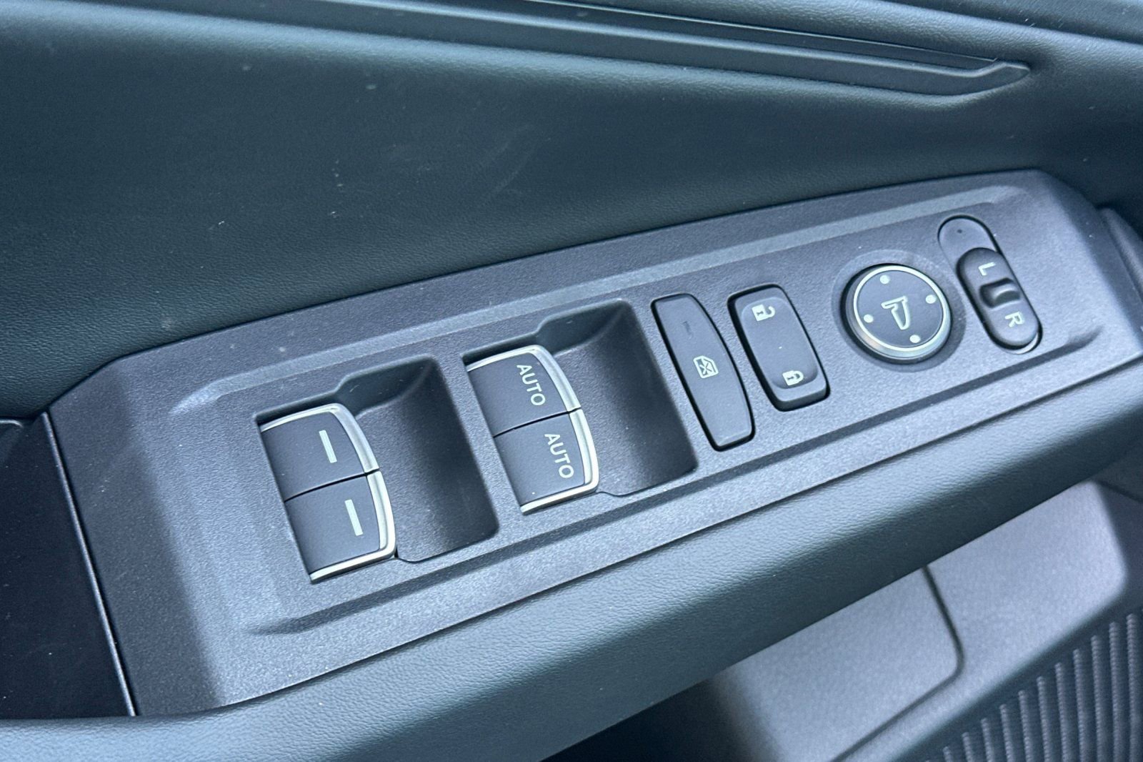 New 2026 Honda Accord EX-L image 12