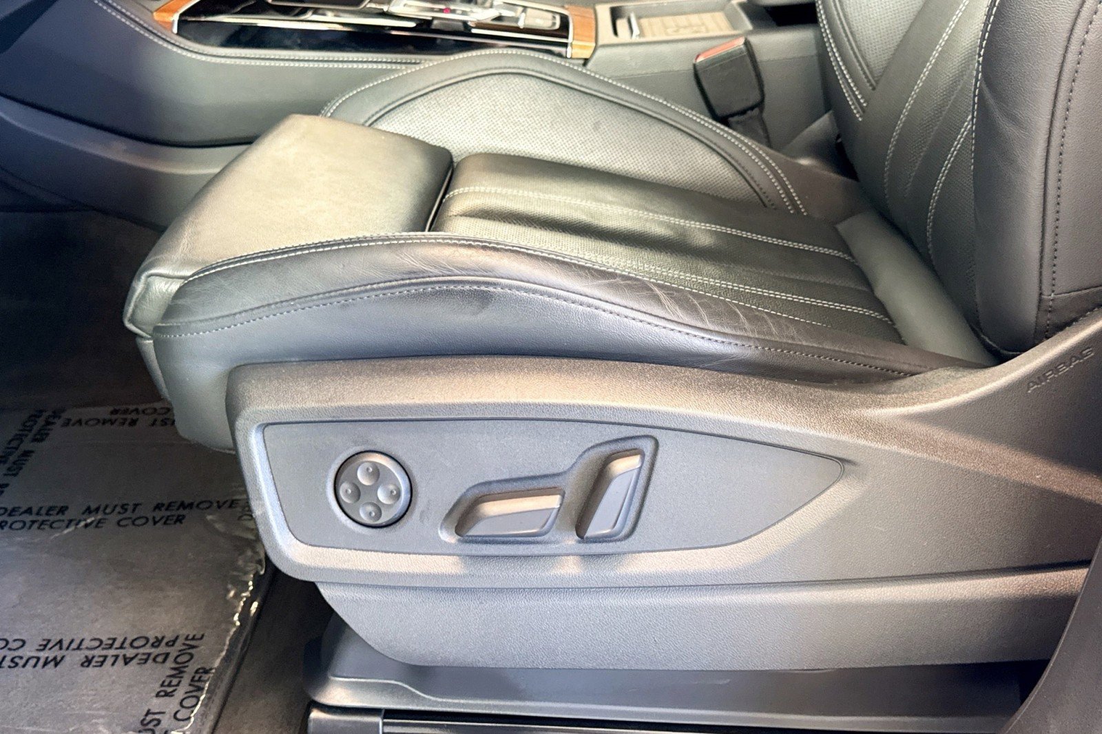 Used 2021 Audi Q5 Prestige w/ Prestige Package image 18