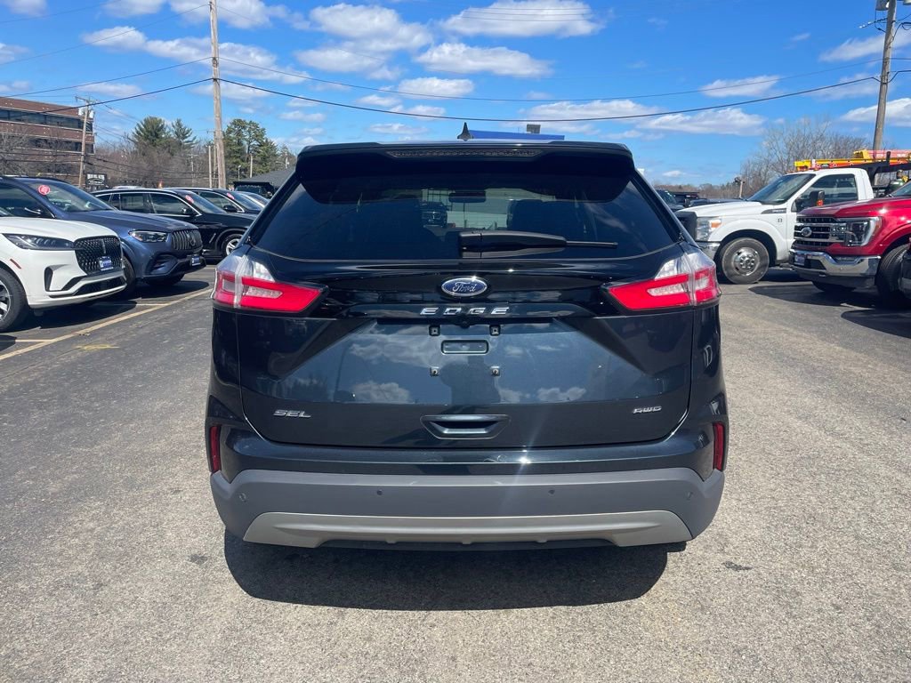 Used 2023 Ford Edge SEL w/ Convenience Package image 4