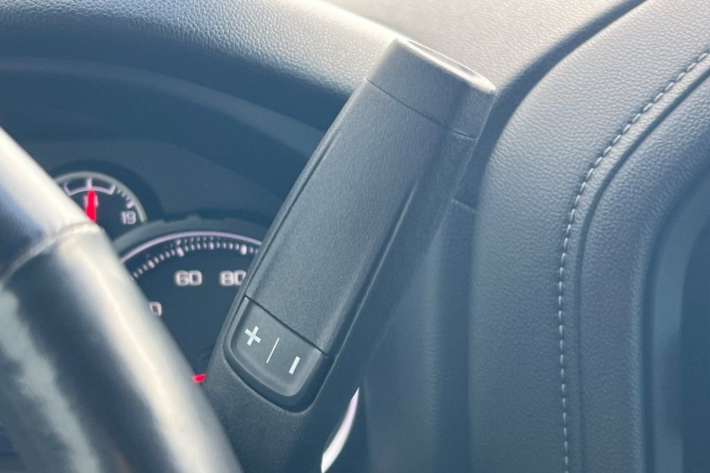 Used 2022 Chevrolet Silverado 2500 LT w/ Convenience Package image 17