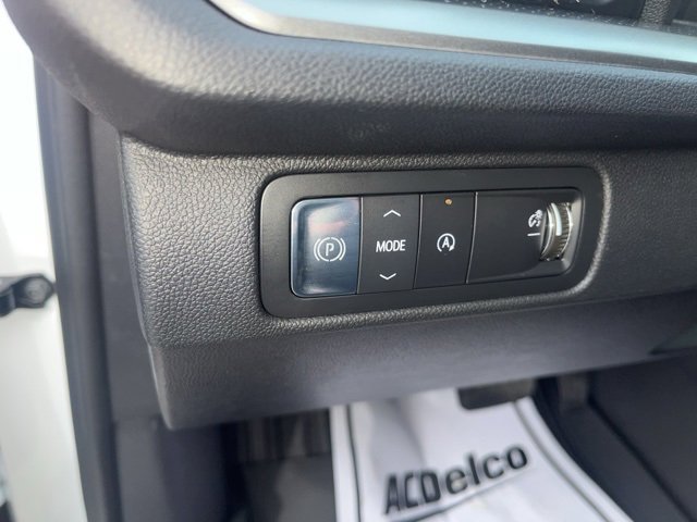 New 2026 Chevrolet Traverse LT w/ Sun and Wheel Package image 21