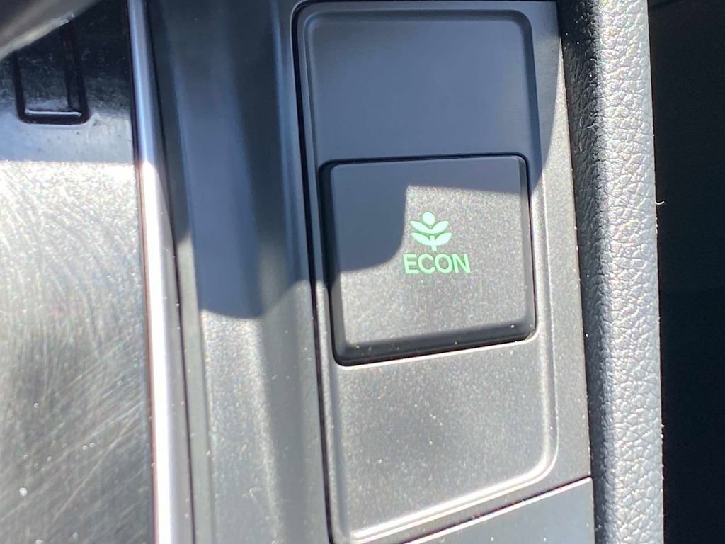 Used 2017 Honda CR-V EX-L image 17