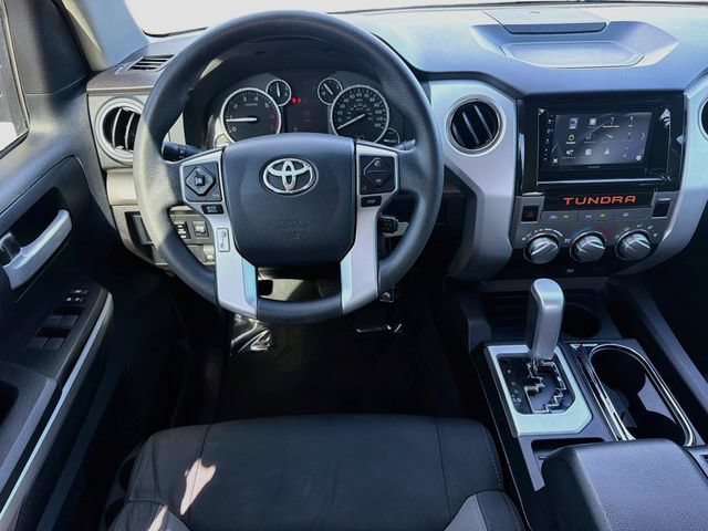 Used 2015 Toyota Tundra SR5 w/ SR5 Upgrade Package RWD image 21