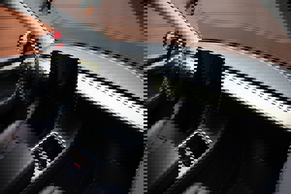 Used 2023 Tesla Model Y Performance image 32