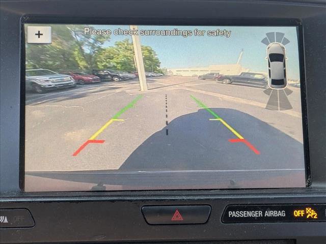 Used 2018 Ford Explorer XLT w/ Equipment Group 202A image 16