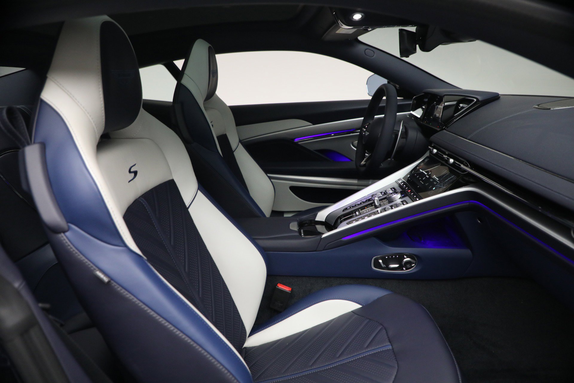 New 2026 Aston Martin DB12 Coupe RWD image 21