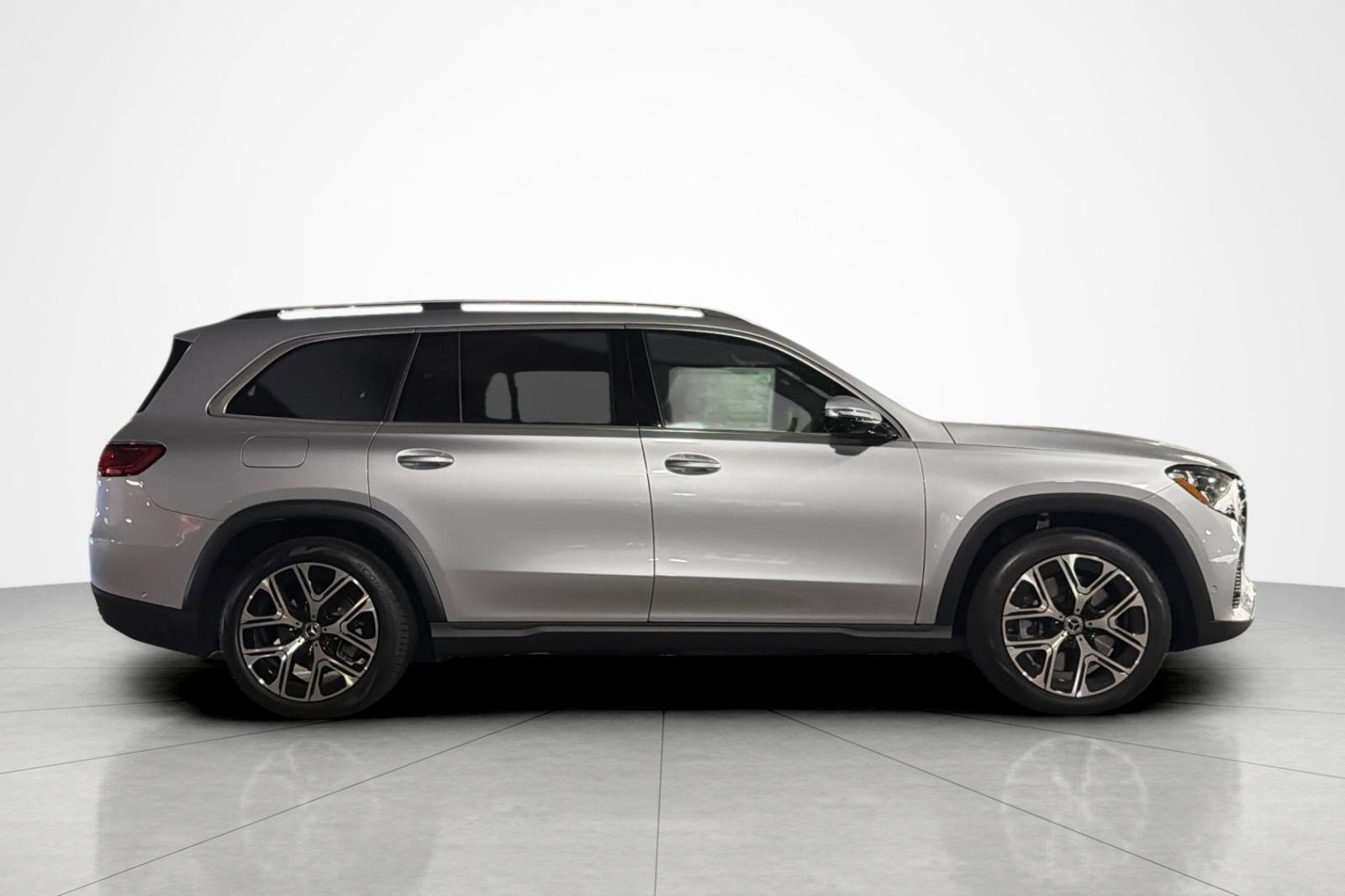 New 2027 Mercedes-Benz GLS 450 4MATIC image 6