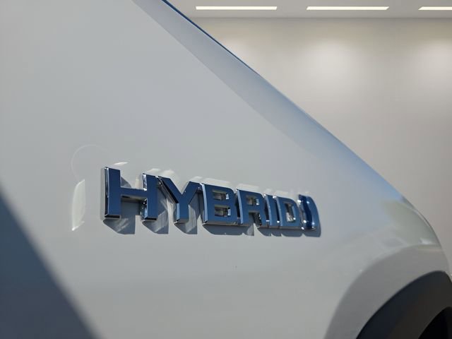 Used 2021 Toyota RAV4 XLE w/ Convenience Package image 17