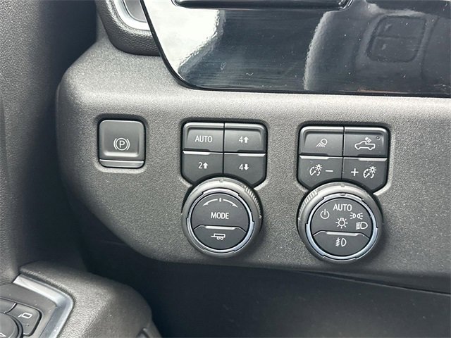 Certified 2024 Chevrolet Silverado 3500 LT w/ Convenience Package image 17