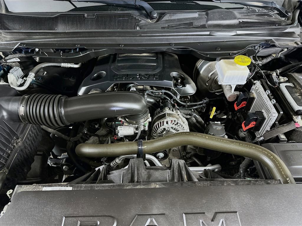 Certified 2022 RAM 1500 Laramie image 40