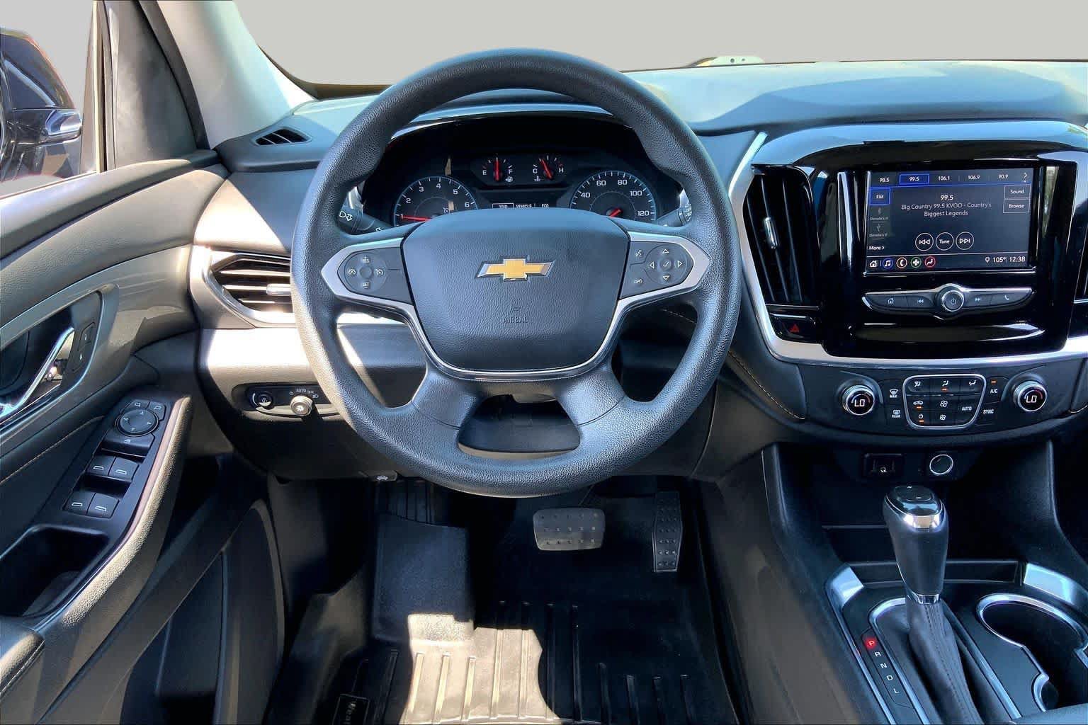 Used 2020 Chevrolet Traverse LS FWD image 6