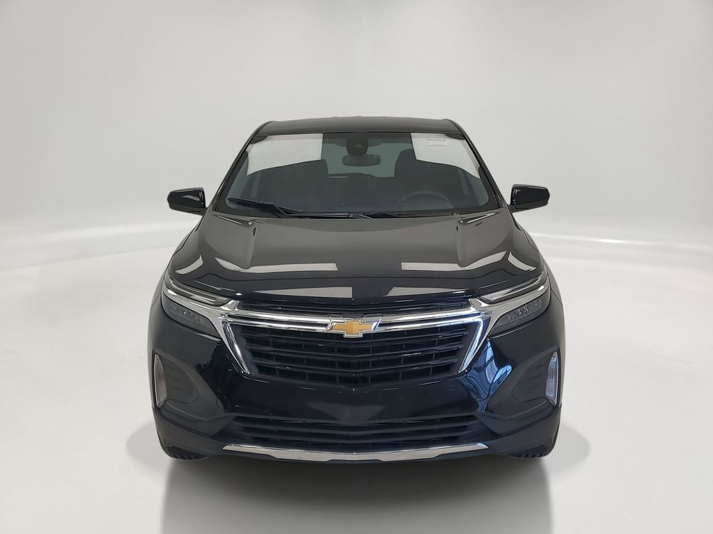 Used 2023 Chevrolet Equinox LT image 2