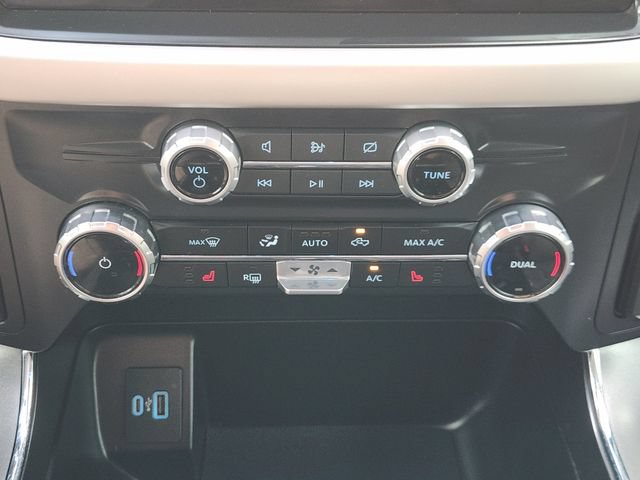 Used 2023 Ford F150 XLT w/ Equipment Group 302A High RWD image 20
